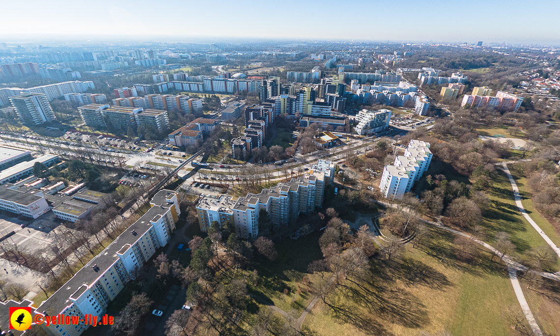 15.02.2023 - Marx-Zentrum und Karl-Marx-Ring mit Umgebung in Neuperlach